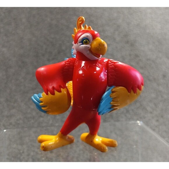 Rainforest Cafe Rio Red Macaw & Posing Elephant Movable Action Figure VTG 2000 - Picture 3 of 10